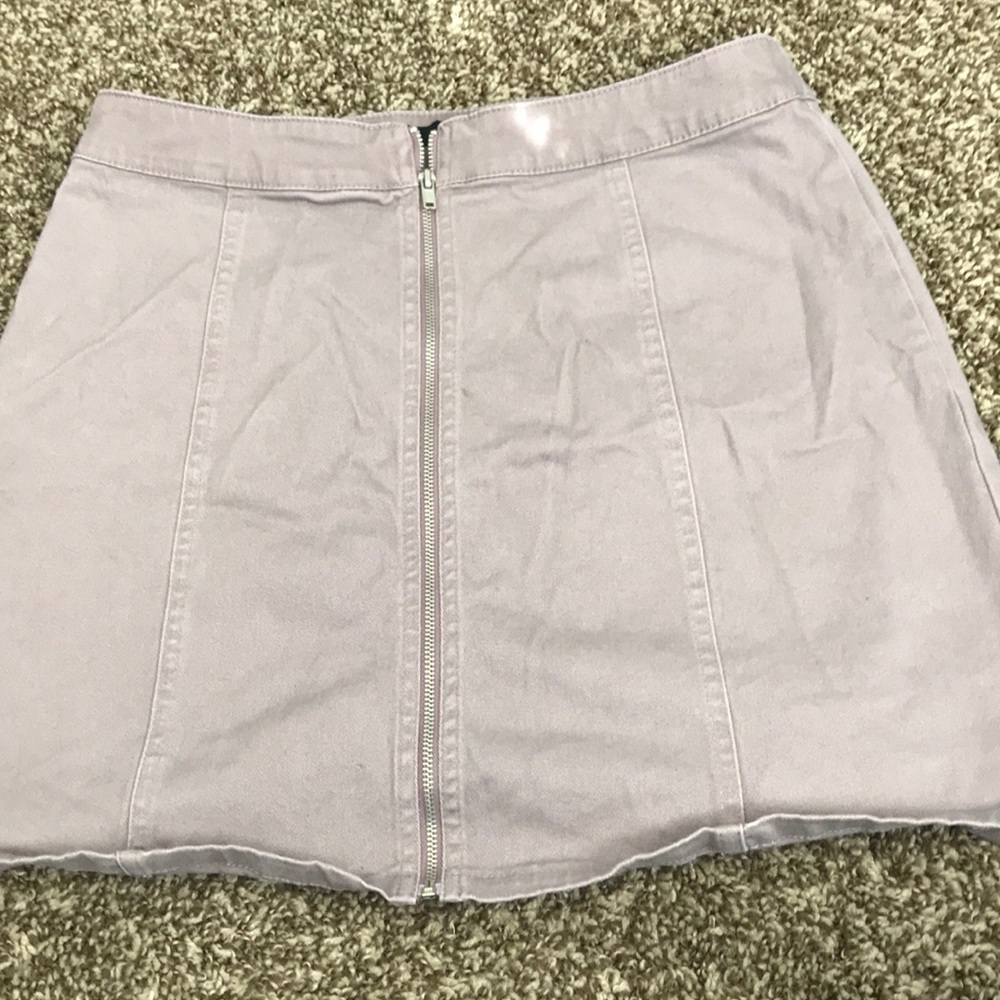 Zip up purple skirt